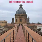 La Siciliana-di Fronte La Cattedrale Palermo