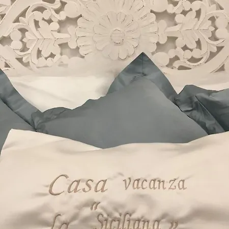 La Siciliana-di Fronte La Cattedrale *