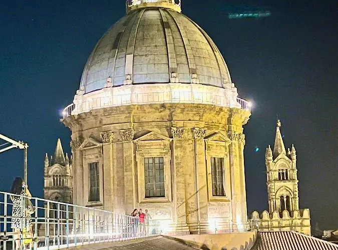 La Siciliana-di Fronte La Cattedrale 度假居 *