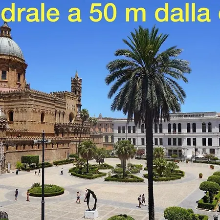 La Siciliana-di Fronte La Cattedrale Palermo